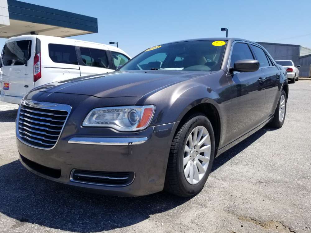 Chrysler 300 2013 Gray