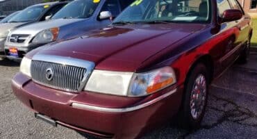 Grand Marquis 2004 Red