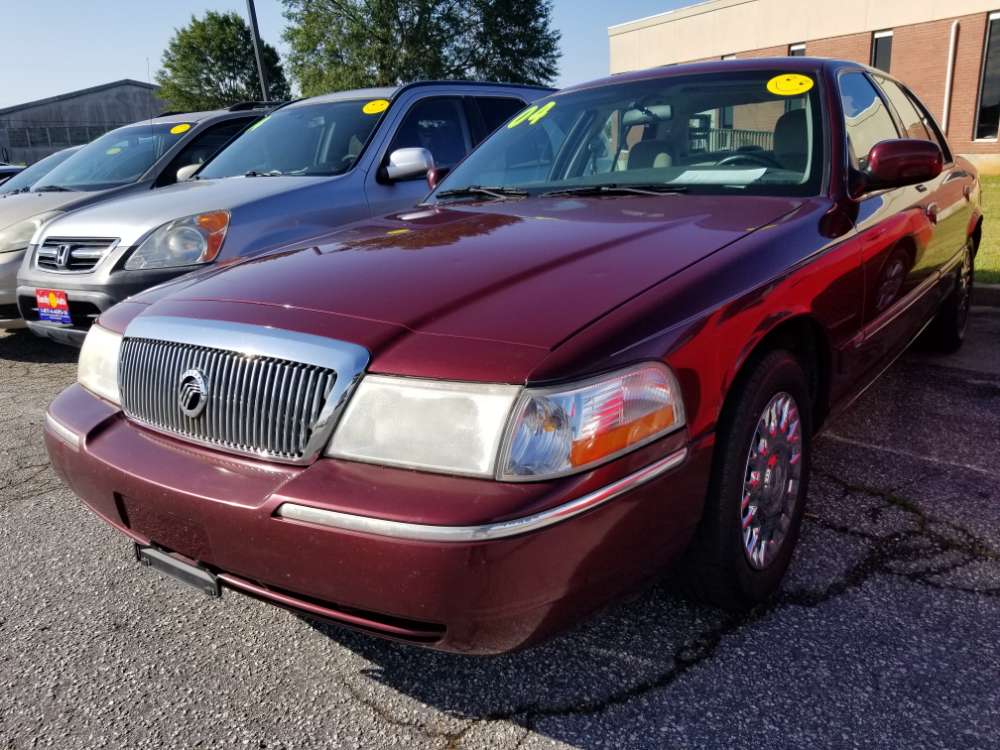 Grand Marquis 2004 Red