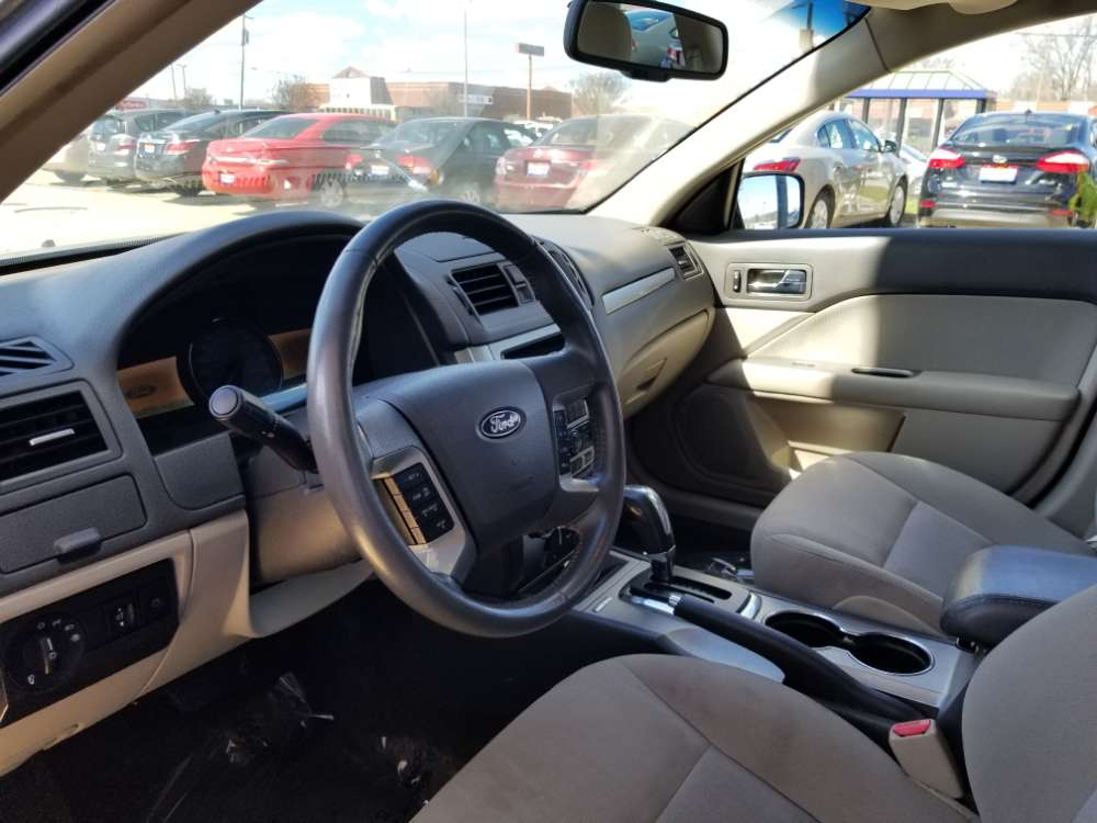 Ford Fusion 2010 Gray