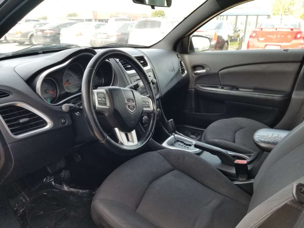 Dodge Avenger 2012 Blue