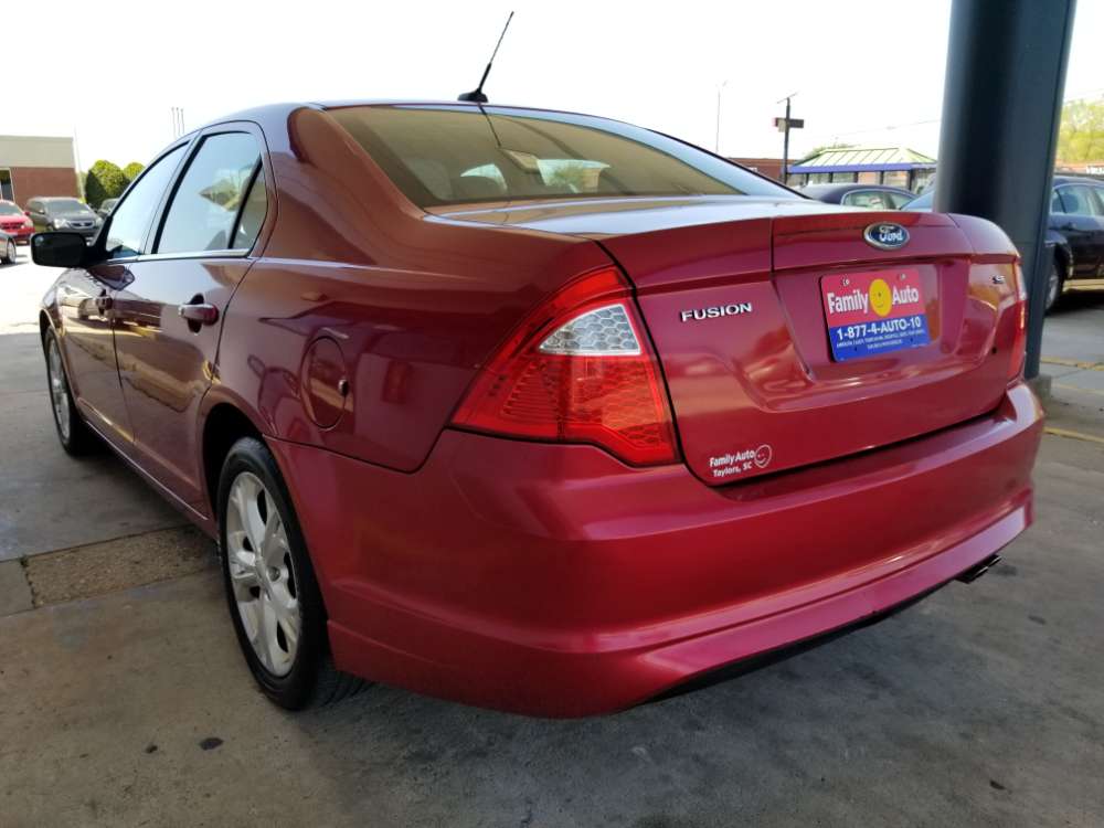 Ford Fusion 2012 Red