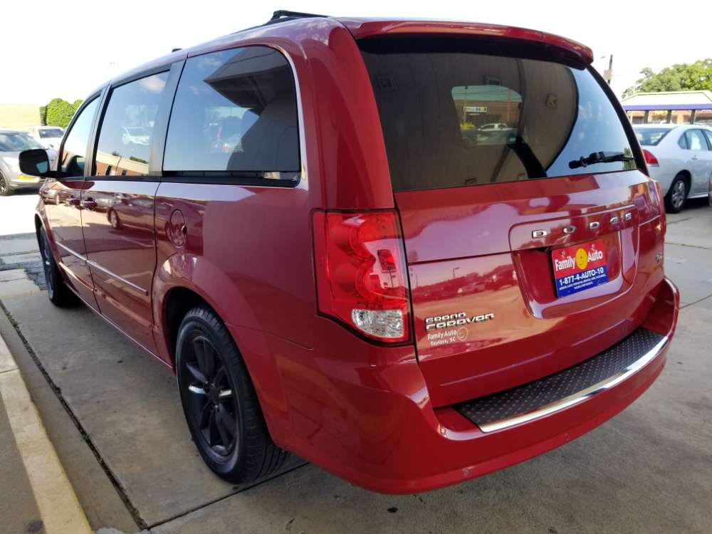 Dodge Caravan 2013 Red
