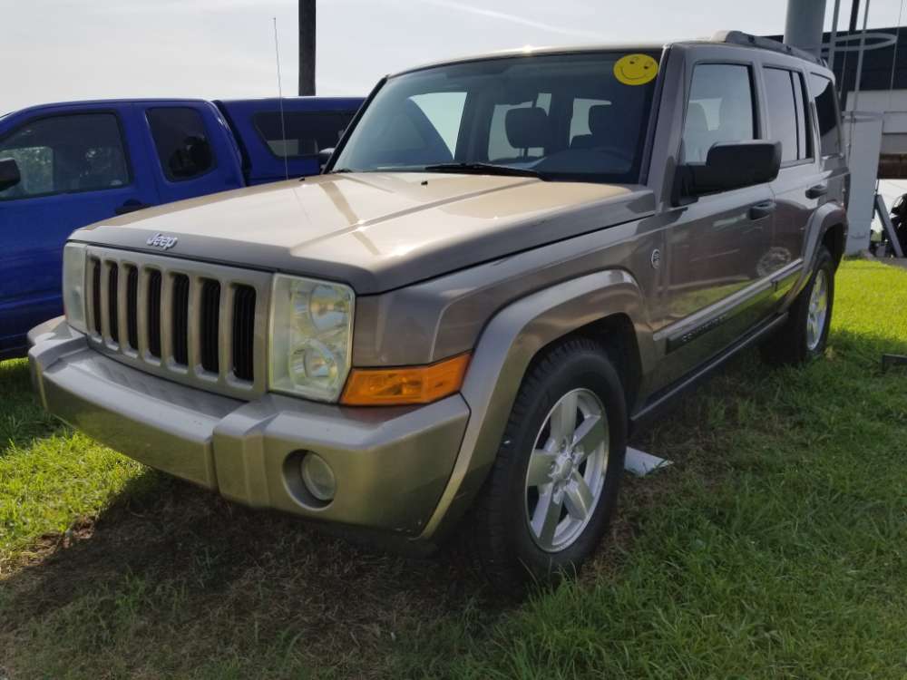 Jeep Commander 2006 Gold