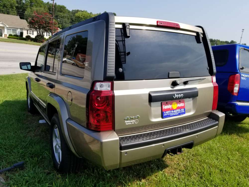 Jeep Commander 2006 Gold