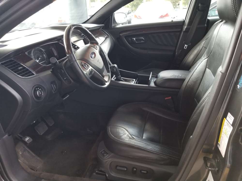Ford Taurus 2015 Gray