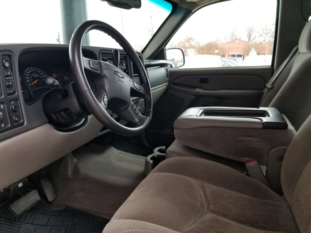 Chevrolet Avalanche 2005 Silver