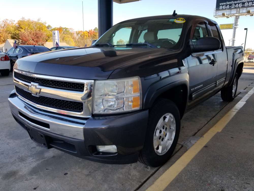 Chevrolet Silverado 2010 Gray