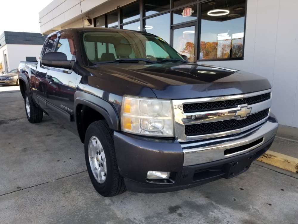Chevrolet Silverado 2010 Gray