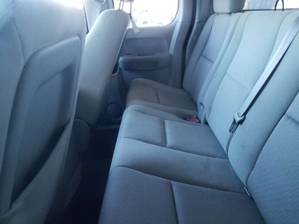 Chevrolet Silverado 2010 Gray