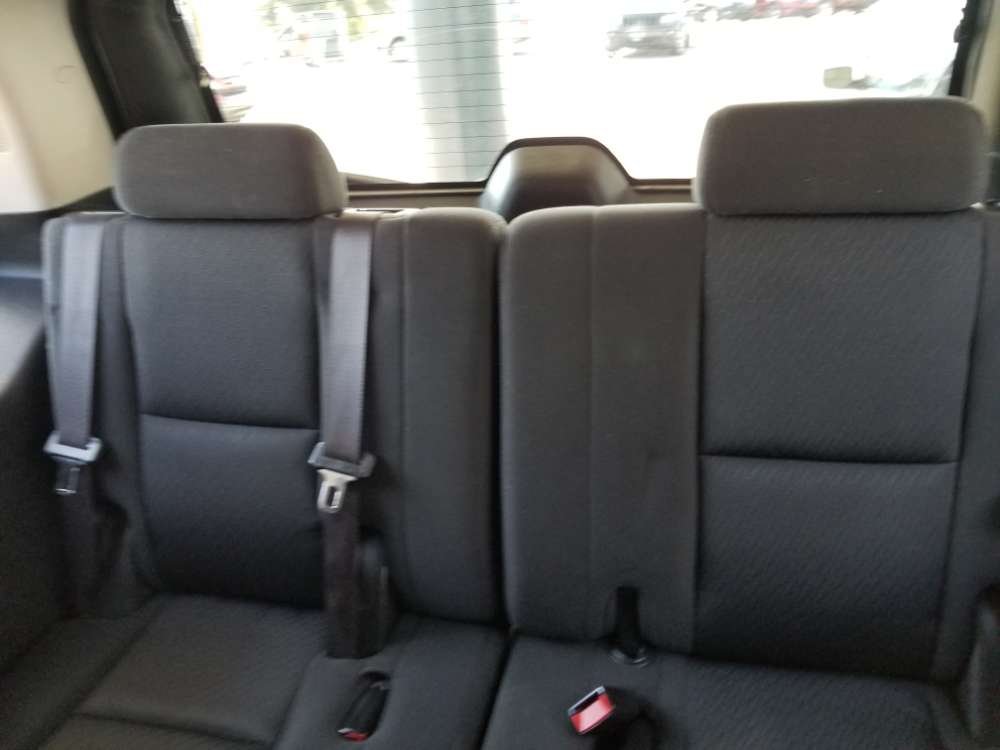 Chevrolet Tahoe 2011 Silver