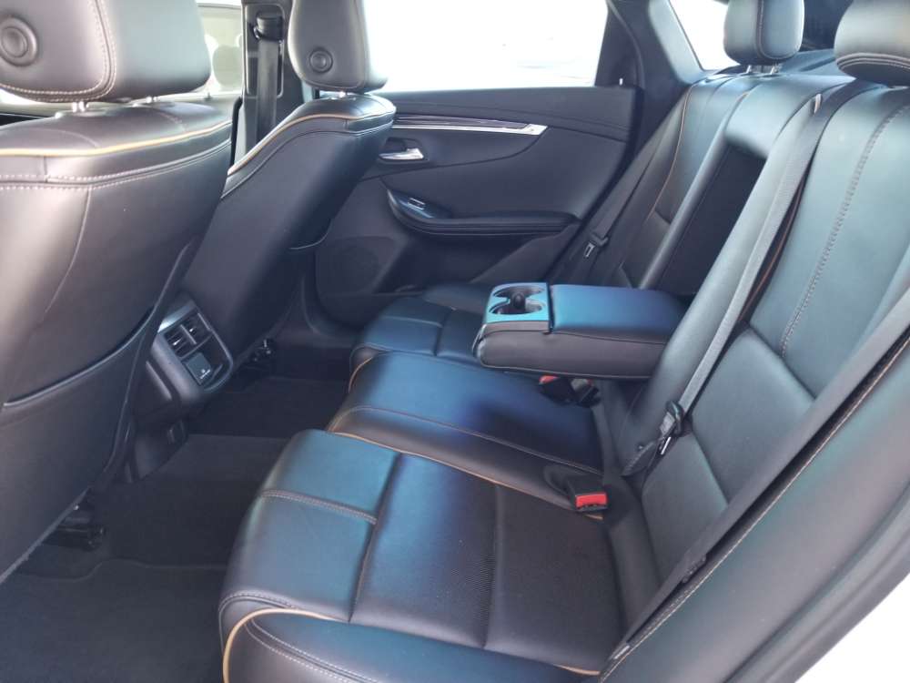 Chevrolet Impala 2019 Silver